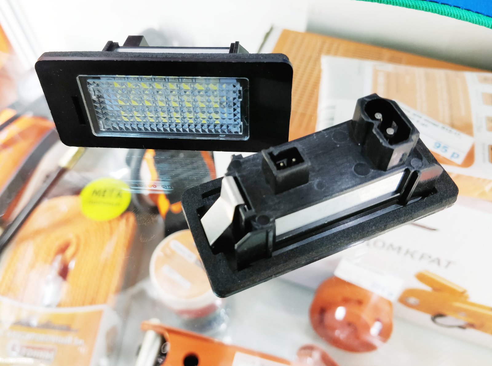 Подсветка номера BMW LED все модели с 07 г.(кроме 6,7 серии, E53,E70 до рест.)  цена за 1шт!   