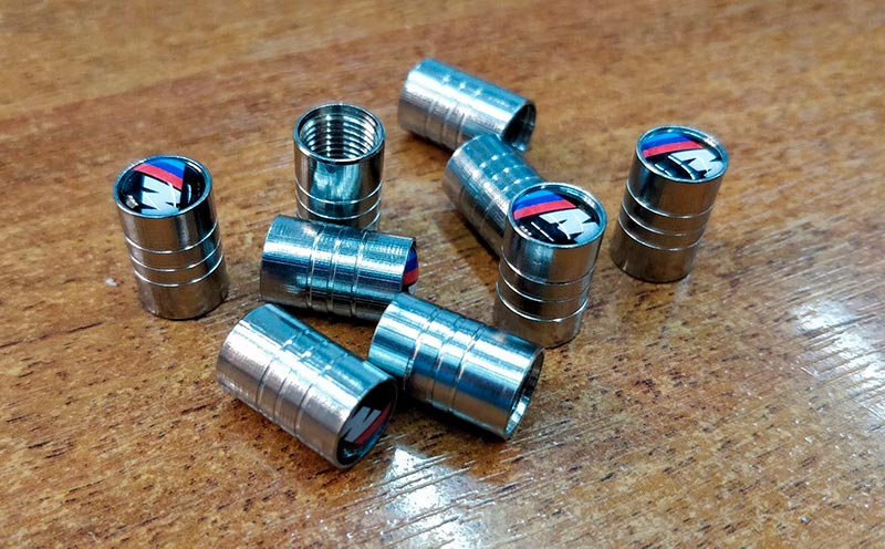 Колпачкок на колесный ниппель ///М   